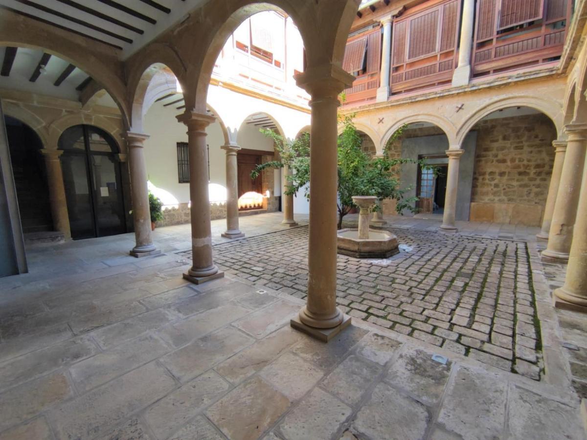 Luz Del Renacimiento Ubeda Apartment Exterior photo