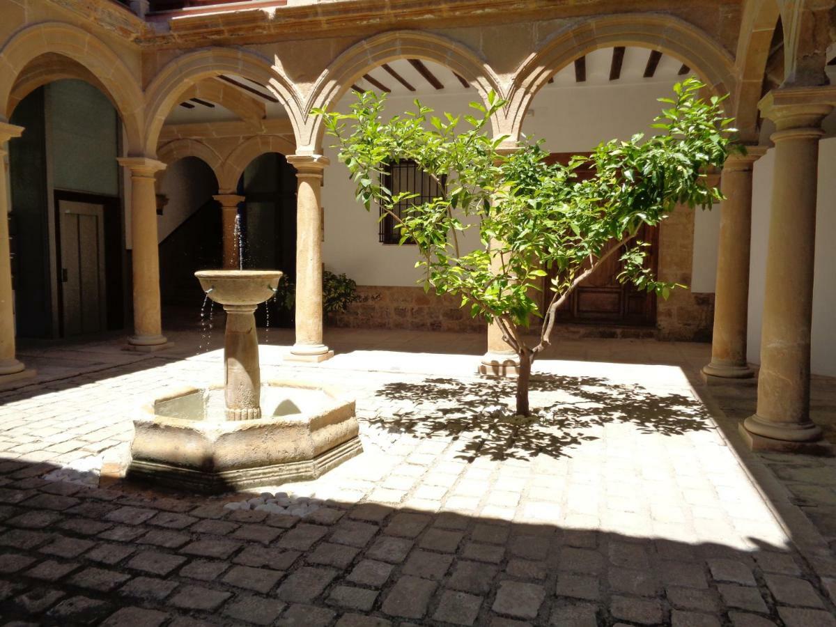 Luz Del Renacimiento Ubeda Apartment Exterior photo